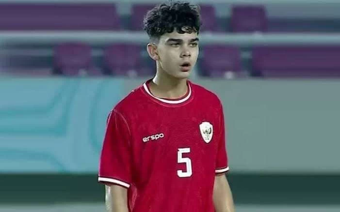 Mathew Baker Bela Indonesia dengan Segenap Hati