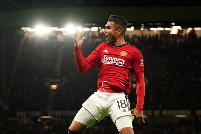 Andai MU Juara Liga Europa, Gaji Casemiro Dikabarkan Naik Setara Cristiano Ronaldo