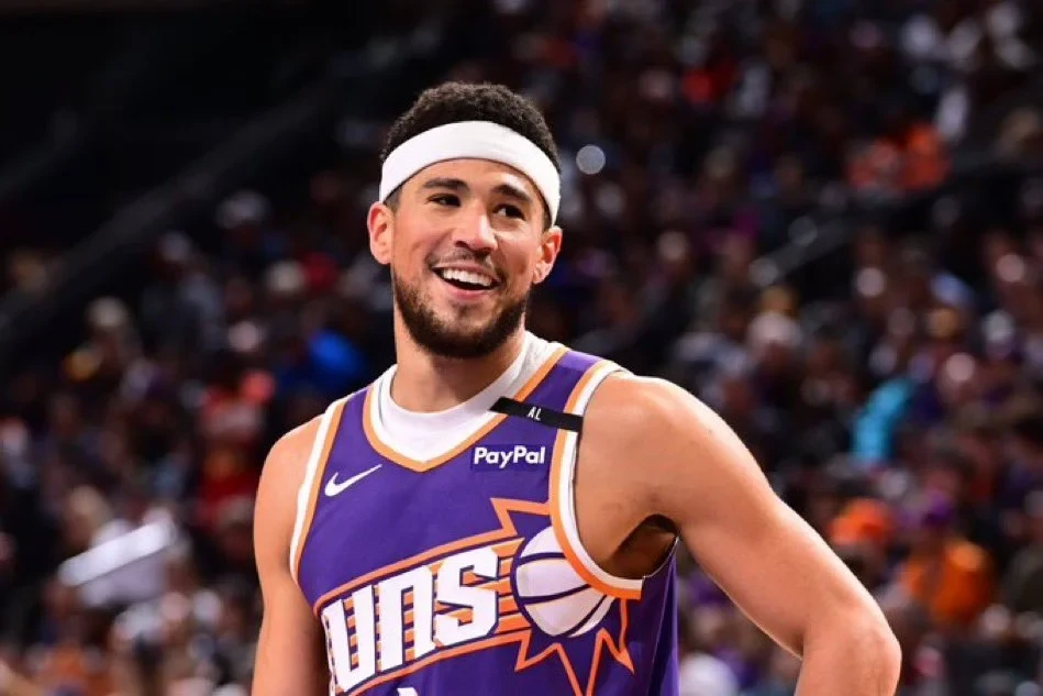 Suns Mengikat Devin Booker Hingga 2030