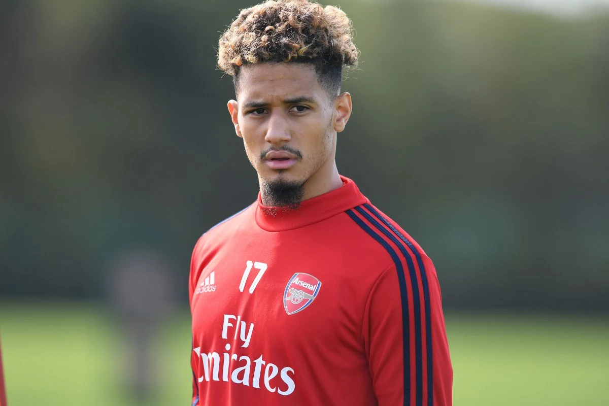 William Saliba Ajukan Pertemuan dengan Manajemen Arsenal