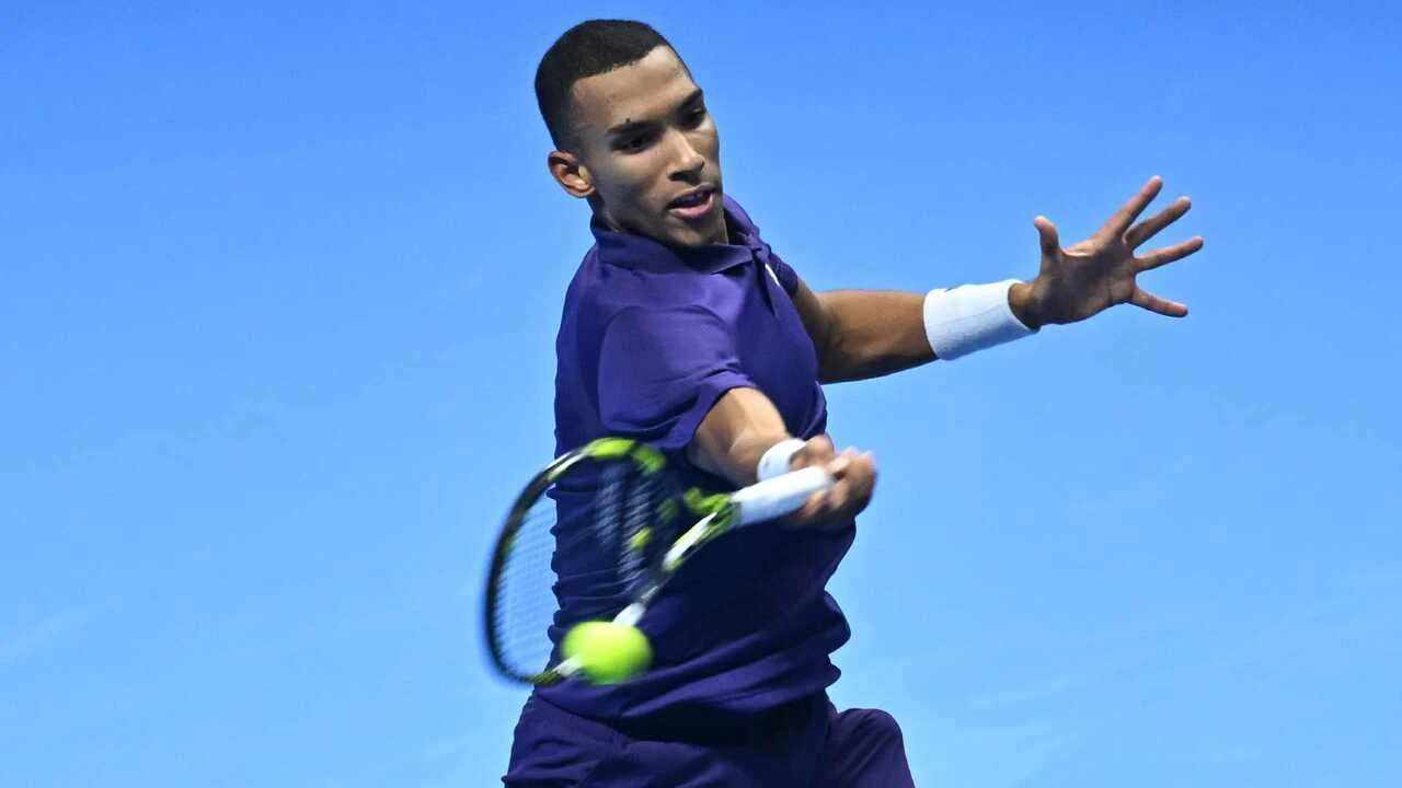 Felix Auger Aliassime Jaga Asa Di Turin Dengan Kemenangan Atas Ben Shelton