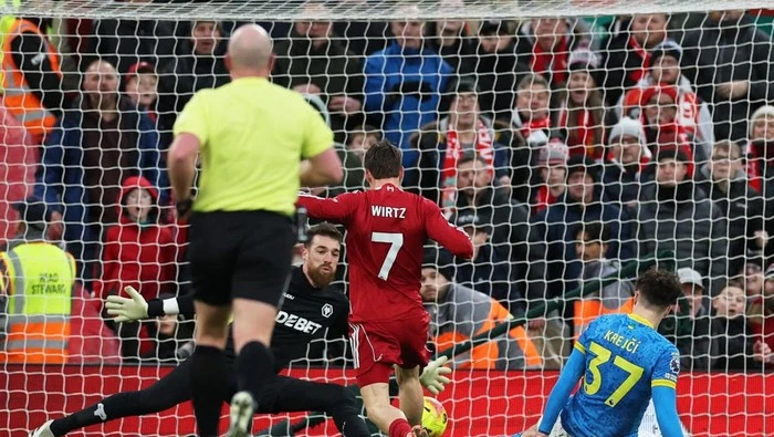 Babak I Selesai, Liverpool Ungguli Wolves 2-0