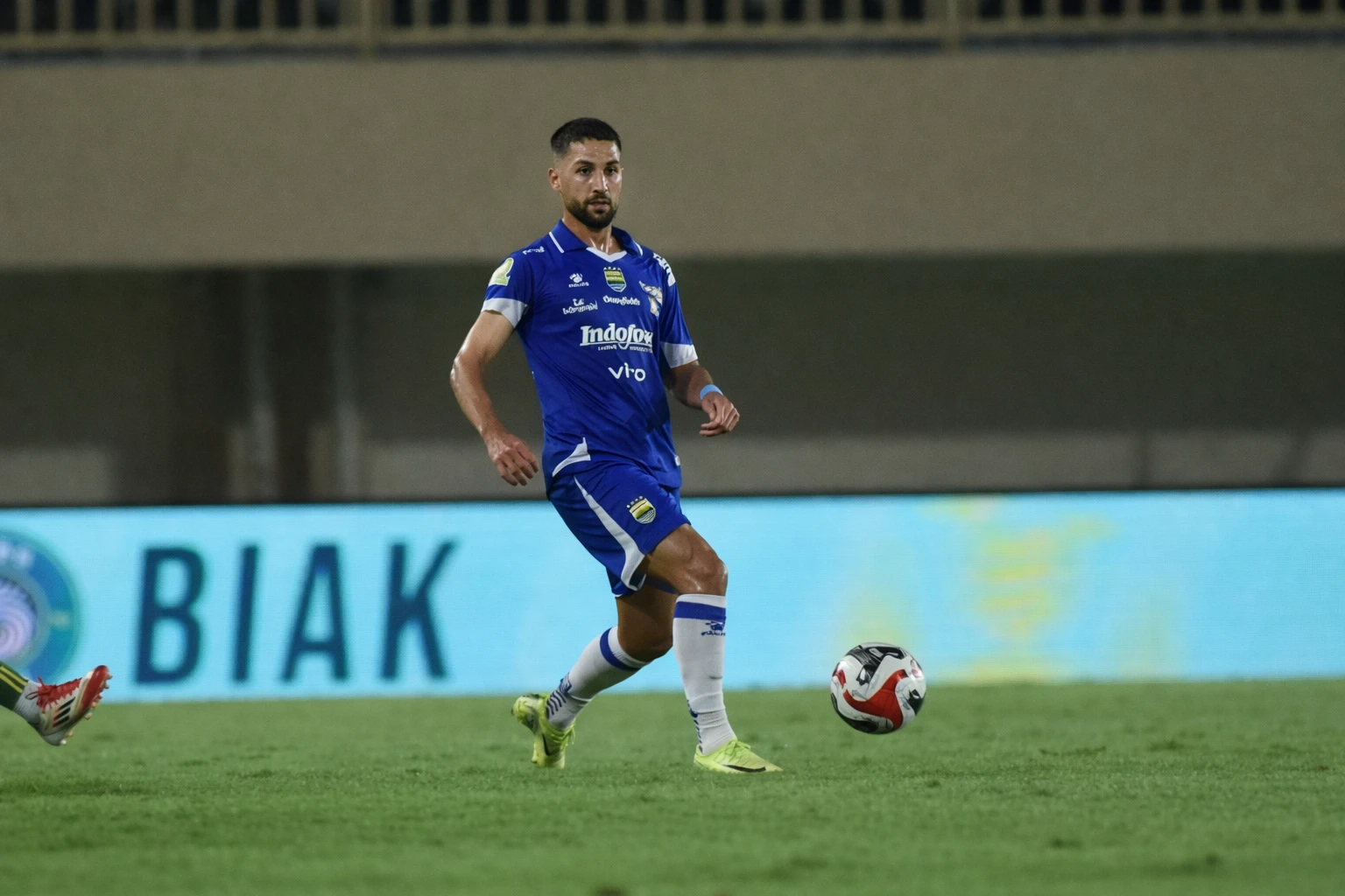 Luciano Guaycochea Siap Bertarung di Derby Panas Persib vs Persija